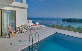 Livinghome Suites